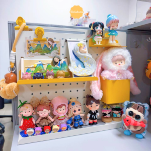 Kệ bảng lỗ đặt bàn Dola Home
